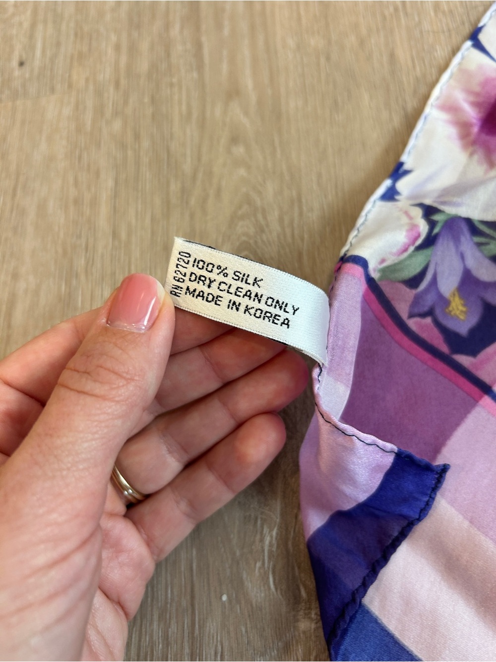 Vintage Oscar de la Renta silk scarf purple floral print scarf - Picture 5 of 7